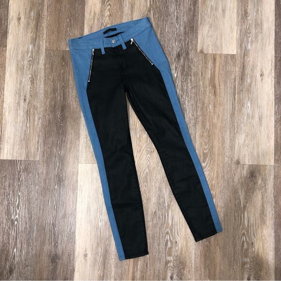 7 for all Mankind Pieced Skinny Jeans 26 NWOT - Picture 2 of 8